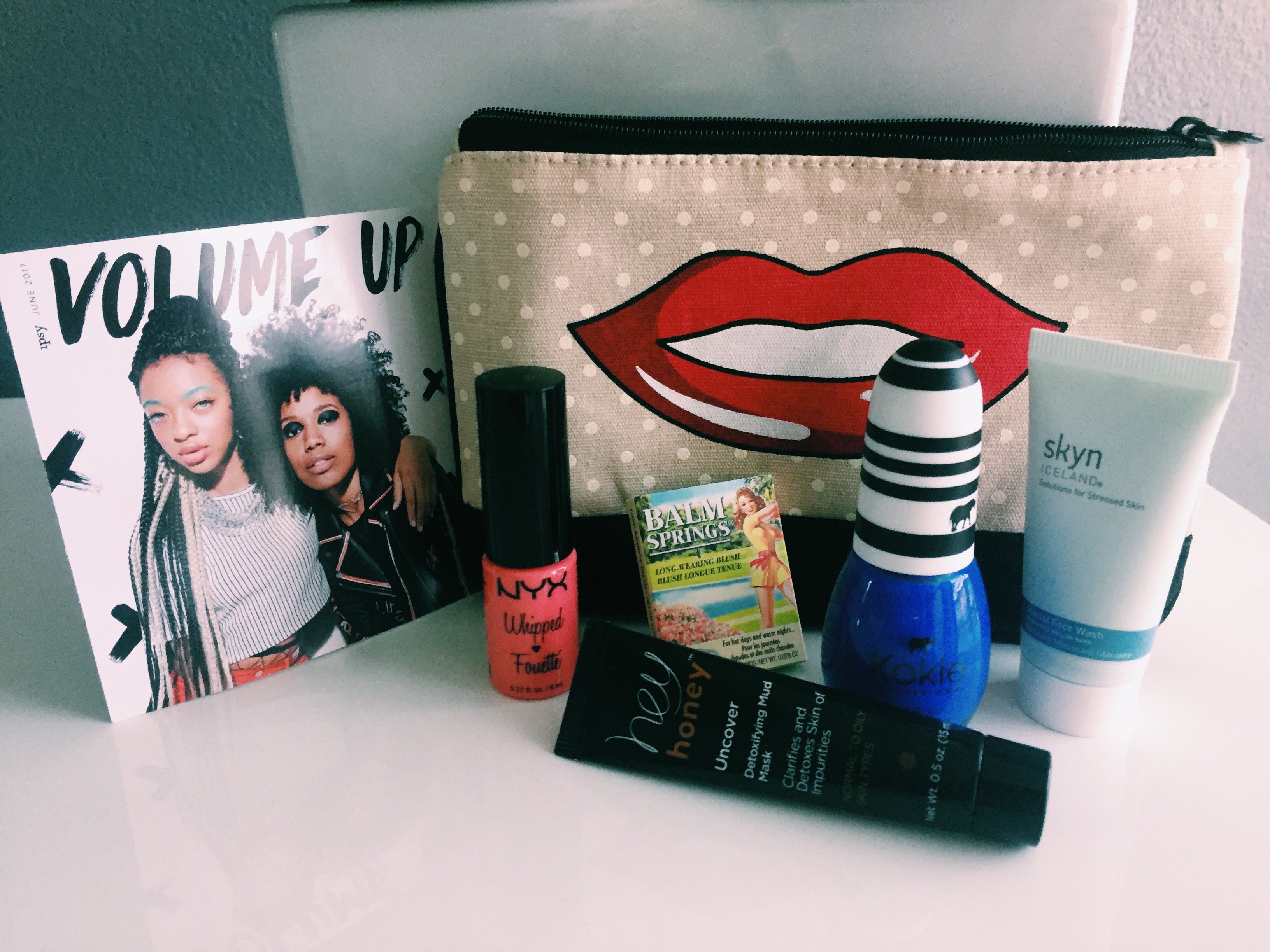Ipsy-June-Glambag